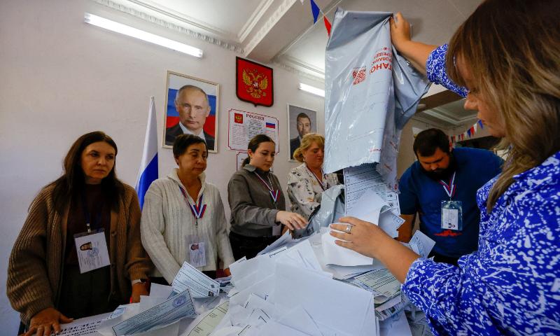 Pro-Putin party keeps grip on parliament, anti-war party gains tiny regional foothold