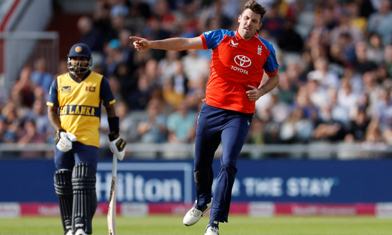 England complete T20 sweep over Sri Lanka to go back on top of world rankings