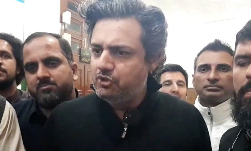 Police formally confirm Hammad Azhar’s arrest, produce him in court