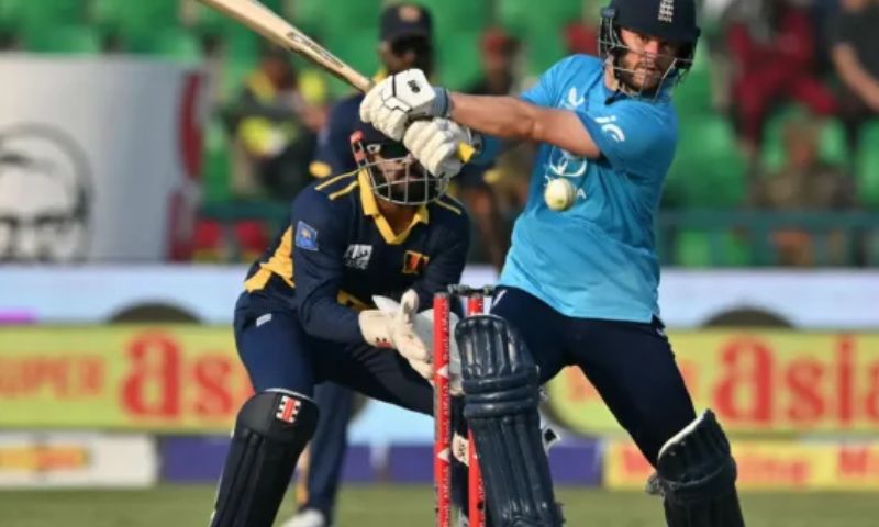 Duckett's best lifts England to 386-5 in Sri Lanka dead rubber