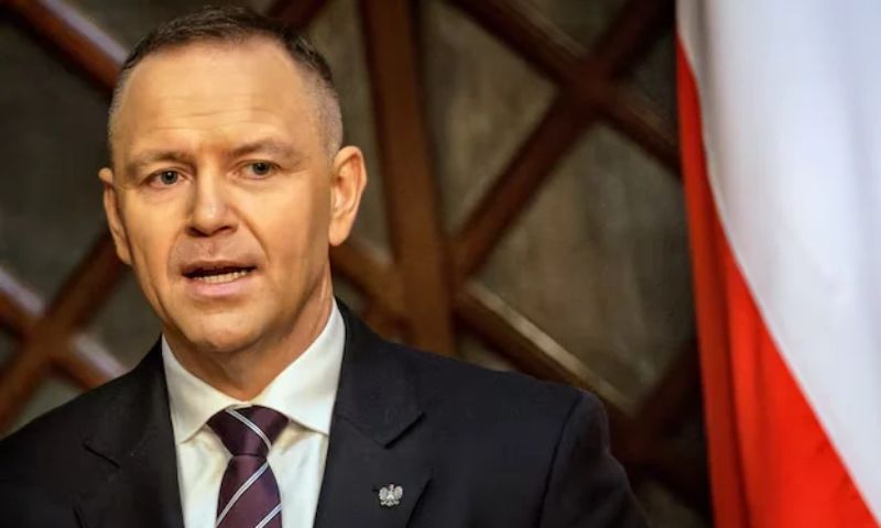 Polish president turns back from Senegal trip after top court chief suspended