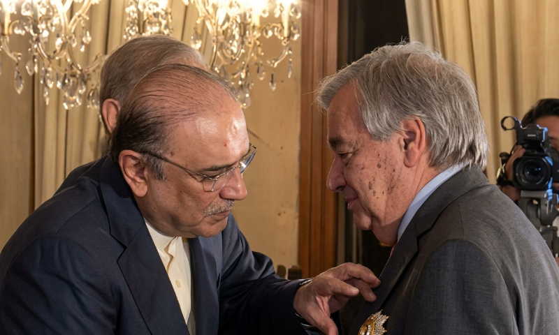 President Zardari confers Nishan-e-Imtiaz on UN chief Guterres for outstanding services