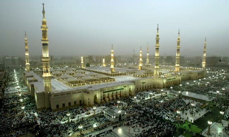 MASJID E NABWI MAKKAH MADINA