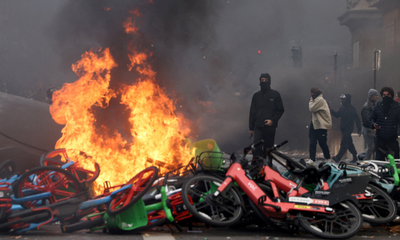 Govts warn citizens over security in France after riots
