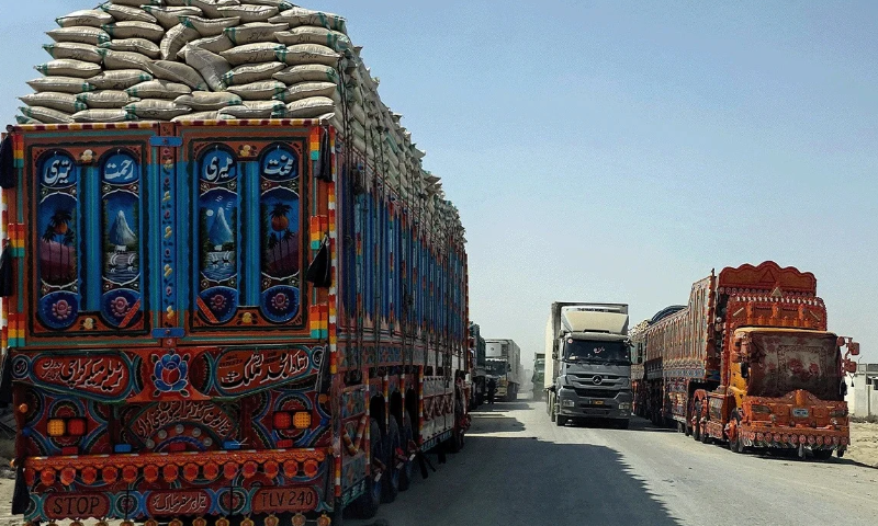 Thousands of trucks stuck as partial Iran-Pakistan trade resumes