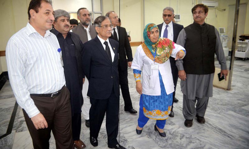 چیف جسٹس کا خیبر پختونخوا میں تمام اتائی ڈاکٹرز کے کلینک بند کرنے کا حکم