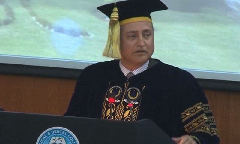 کردار اور ایمان انسان کو ترقی کی راہ پر گامزن کرتے ہیں، نیول چیف | urduhumnews.wpengine.com