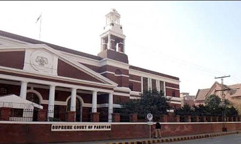 جنرل مشرف کو کل دوپہر تک عدالت عظمیٰ میں پیش ہونے کی مہلت