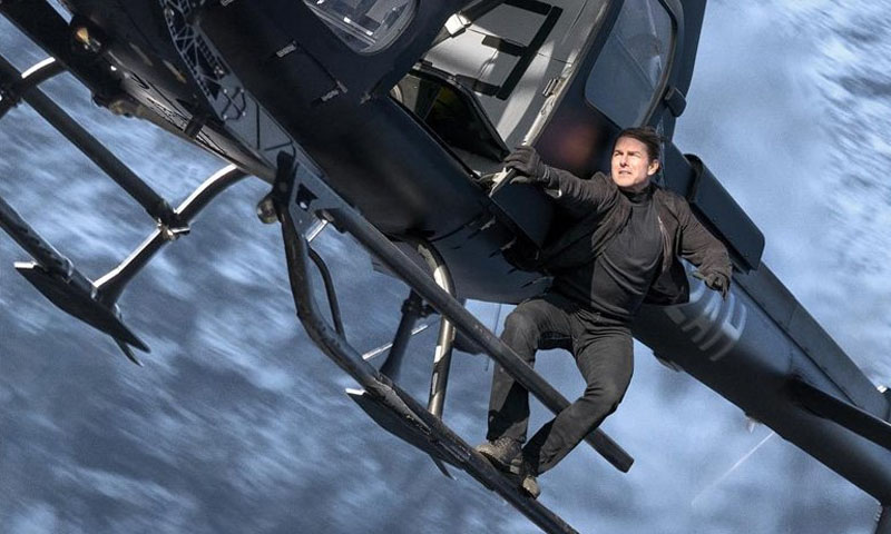 25 ہزار فٹ کی بلندی سے چھلانگ لگا کر ٹام کروز نے نیا ریکارڈ بنا لیا | urduhumnews.wpengine.com