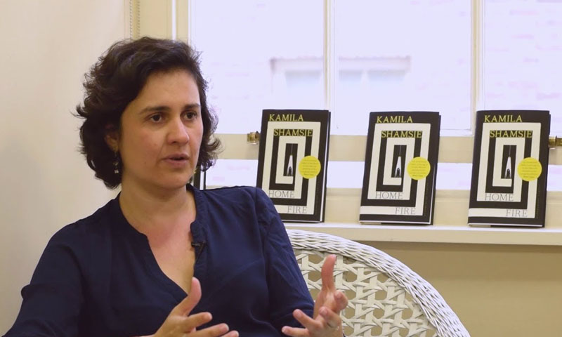 کاملہ شمسی کے ناول ’ہوم فائر‘ نے ویمن پرائز فار فکشن جیت لیا | urduhumnews.wpengine.com