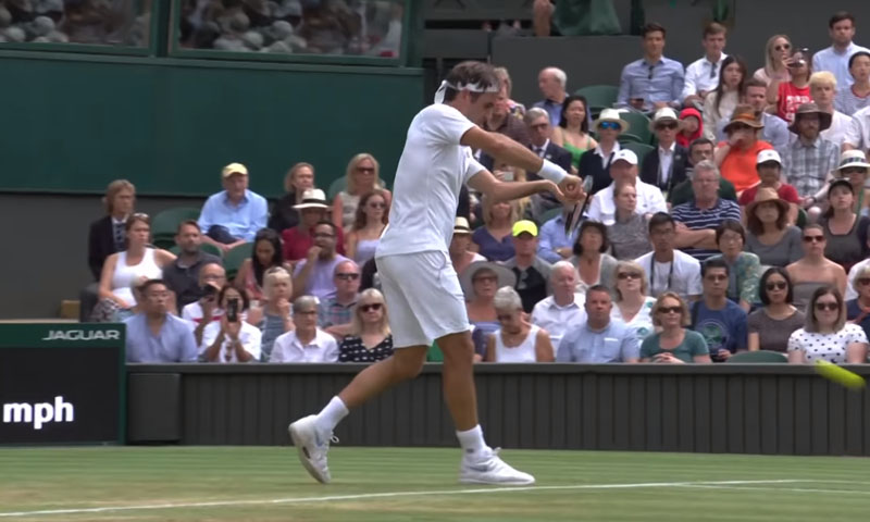 ٹینس اسٹار راجر فیڈرر کے نئے انداز نے سوشل میڈیا پر دھوم مچا دی | urduhumnews.wpengine.com