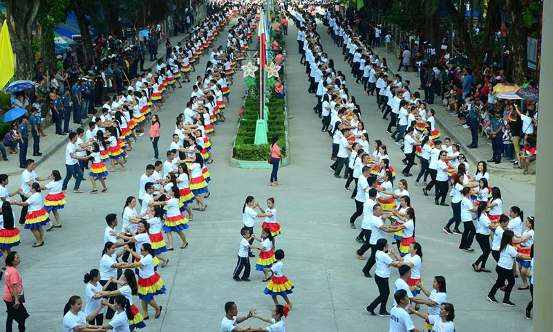 فلپائن میں پندرہ ہزار افراد نے سامبا ڈانس کرکے عالمی ریکارڈ بنا دیا | urduhumnews.wpengine.com