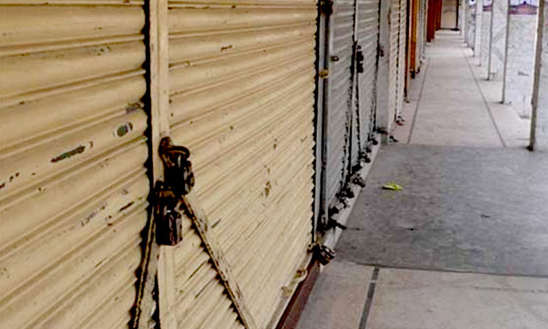 کراچی: کچرا چننے والے بچے گودام کا صفایا کرکے فرار | urduhumnews.wpengine.com