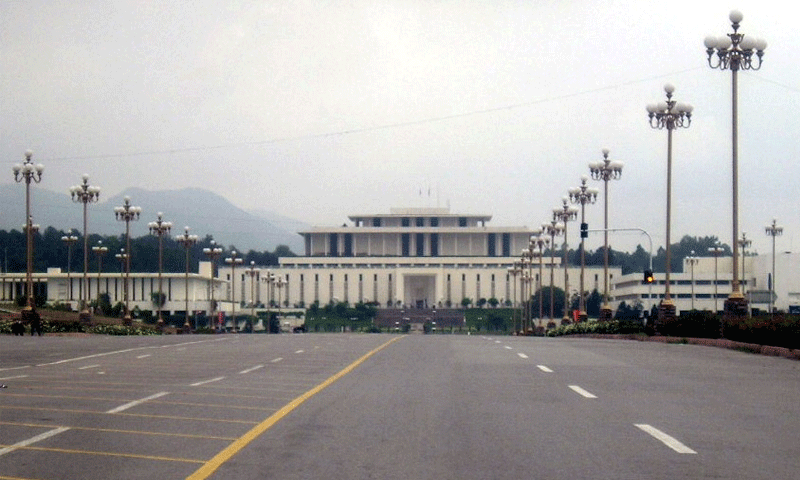 بیوروکریسی میں تقرریوں اور تبادلوں کا سلسلہ جاری