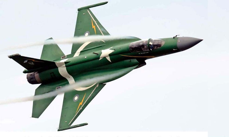 پولینڈ میں پاکستانی جےایف 17 تھنڈر کے فضائی کرتب کی دھوم|urdurevamp.wpenginepowered.com