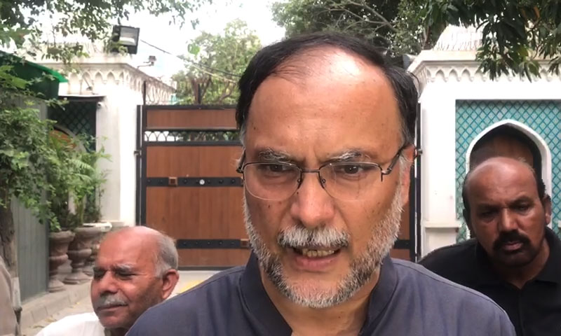 عدم اعتماد کی قرارداد میں 14 سینیٹرز نے میر صادق کا کردار ادا کیا ، احسن اقبال موجودہ حکومت نے ہسنتا بستا پاکستان 2 سال میں اجاڑ دیا، احسن اقبال