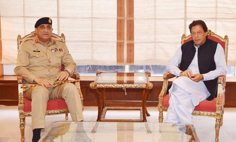 عمران خان اور آرمی چیف کی وزیراعظم ہاؤس میں ملاقات عمران خان اور آرمی چیف کی وزیراعظم ہاؤس میں ملاقات