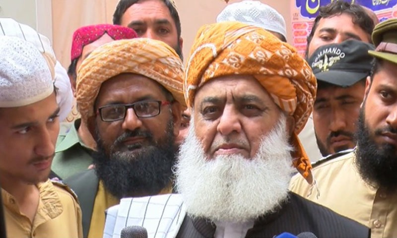 مولانا فضل الرحمٰن نے پارٹی کو پلان بی دے دیا