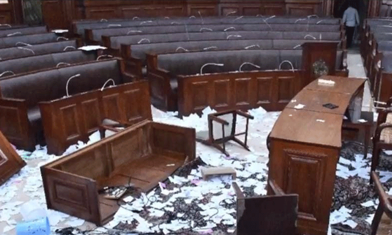 ن لیگی ارکان کے پنجاب اسمبلی میں داخلے پر پابندی ازخود ختم