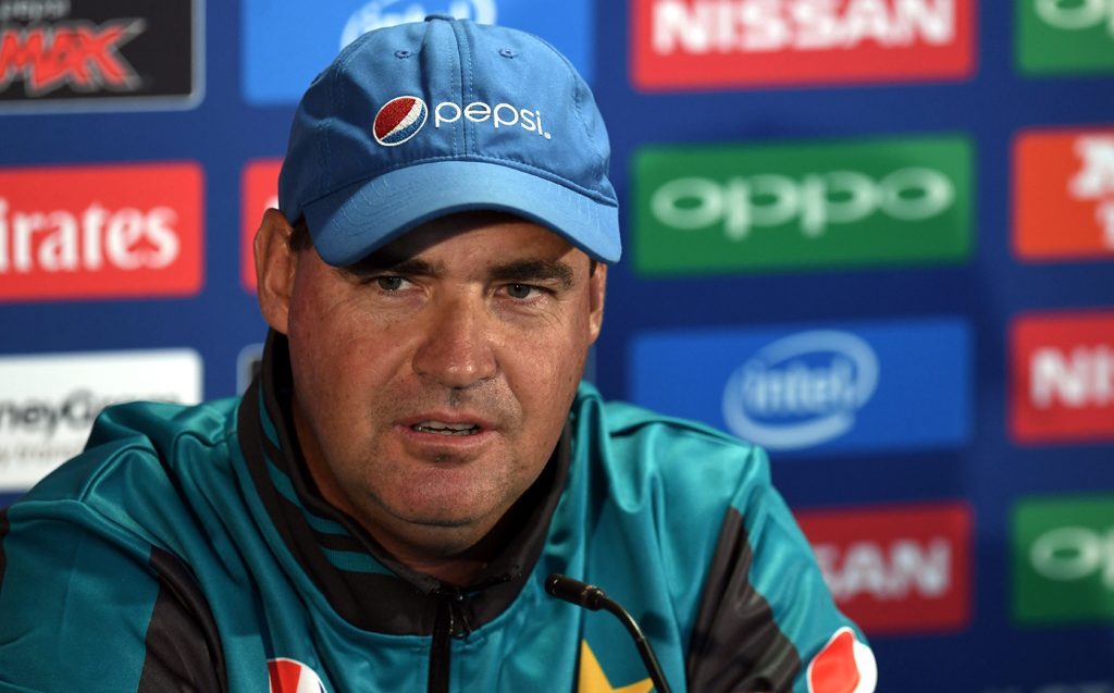 مکی آرتھر کا قومی ٹیم کے ورلڈکپ اسکواڈ پر اعتماد کا اظہار