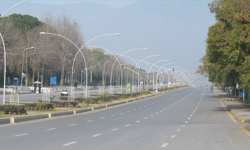 ملک بھر میں آج بارش اور بالائی علاقوں میں برفباری کا امکان