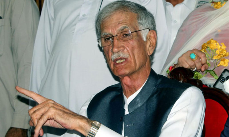 پرویز خٹک 10 دن میں 12 لاکھ 65 ہزار جمع کرائیں، سپریم کورٹ