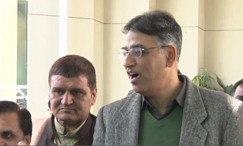 منی بجٹ ٹیکس کے لیے نہیں برآمدات بڑھانے کے لیے ہوگا، اسد عمر