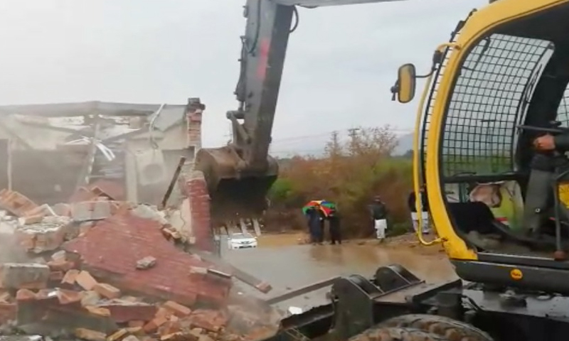 تجاوزات کیخلاف آپریشن: سی ڈی اے کومزاحمت کا سامنا تجاوزات کیخلاف آپریشن: سی ڈی اے کومزاحمت کا سامنا | urduhumnews.wpengine.com