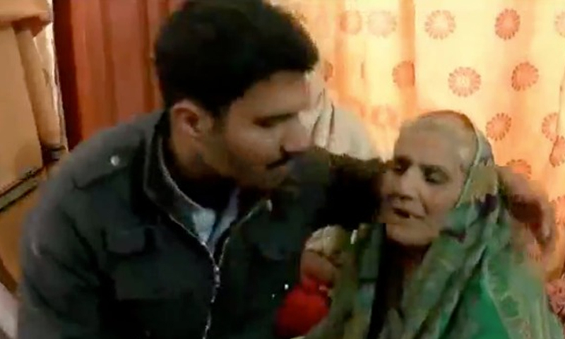 سانحہ ساہیوال: ذیشان اور خلیل کے اہلخانہ کی صدر سے ملاقات متوقع | urduhumnews.wpengine.com