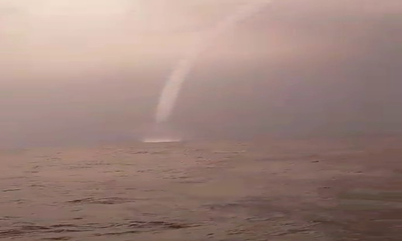 پاکستانی میں دوسری مرتبہ سمندری بگولا دیکھا گی | urduhumnews.wpengine.com