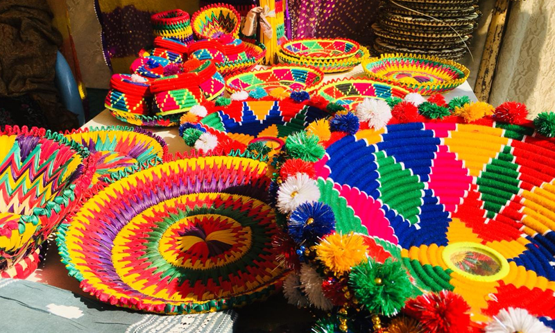 چولستان میں دستکاری بازار کا انعقاد