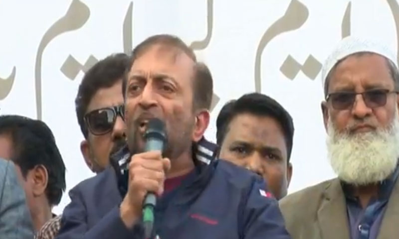فاروق ستار کا میئر کراچی کے استعفیٰ کا مطالبہ