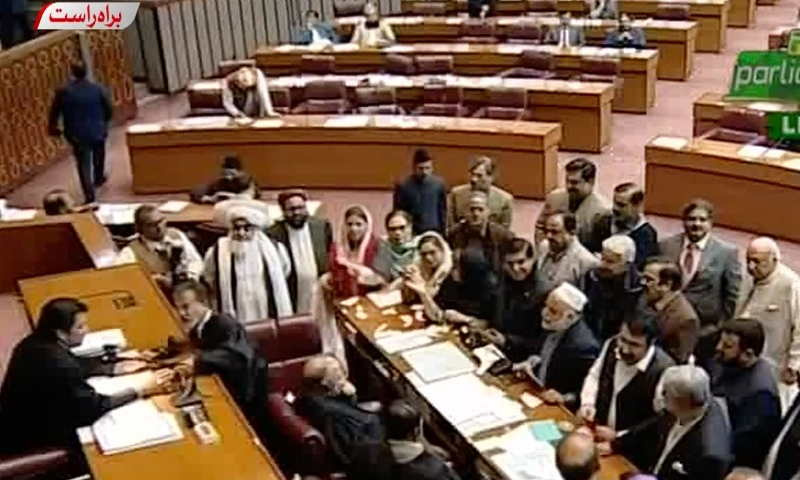 قومی اسمبلی کا ہنگامہ خیز اجلاس، اپوزیشن کا احتجاج