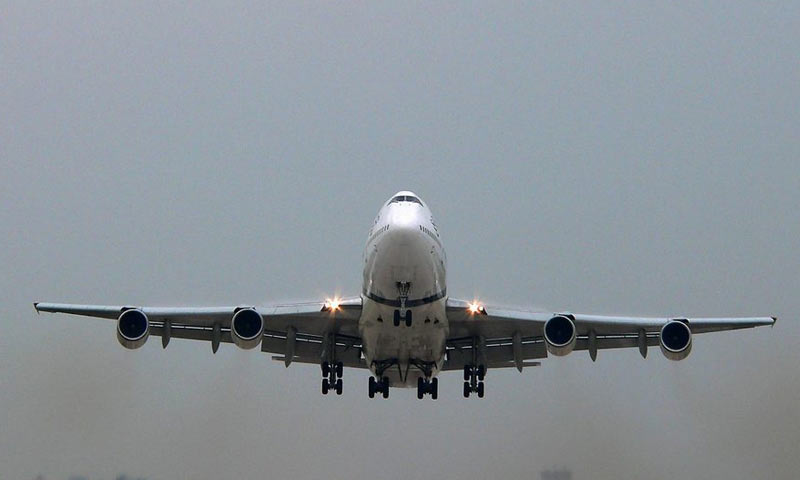 اندرون ملک پروازوں میں کھانا بند کورونا کی نئی قسم کے پیش نظر نیا سفری ہدایت نامہ جاری