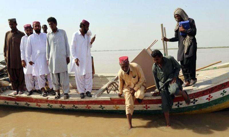 چھوٹو گینگ کے 20 ملزمان کو 18، 18 مرتبہ سزائے موت کا حکم چھوٹو گینگ کے 20 ملزمان کو 18، 18 مرتبہ سزائے موت کا حکم | ہم نیوز