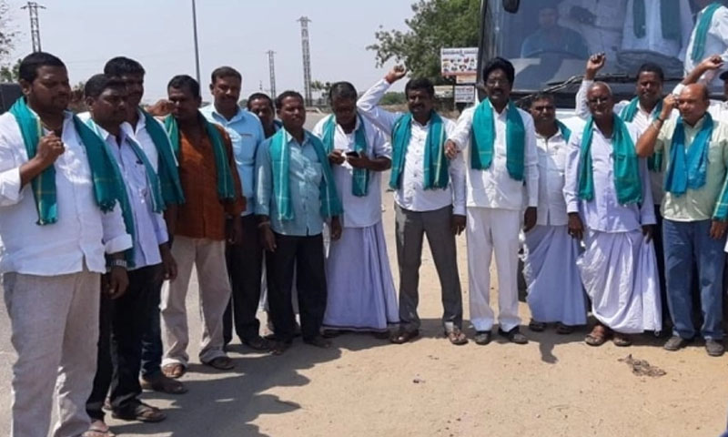 بھارت:مودی کے خلاف پرچہ نامزدگی داخل کرنے کسان وارانسی روانہ