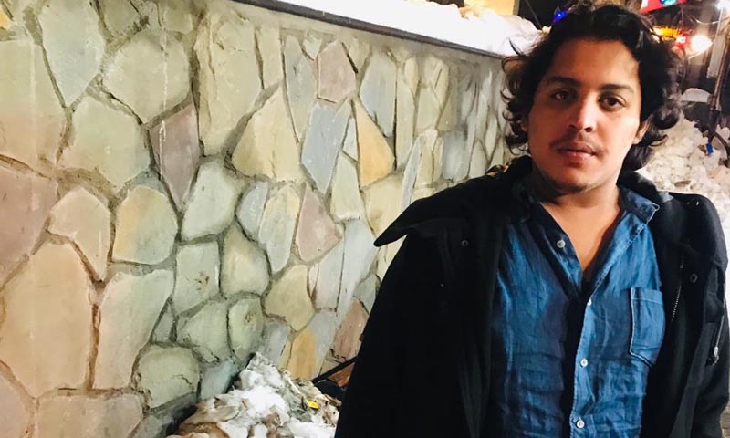 لاہور میں پولیس موبائل کی ٹکر، نوجوان جاں بحق