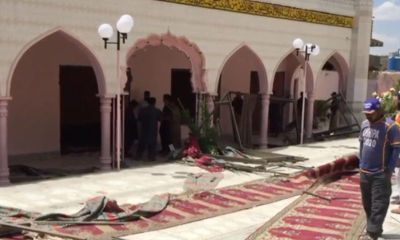 تھانہ پشتون آباد کے ایس ایچ او کی مدعیت میں  نامعلوم افراد کے خلاف  مقدمہ درج کیا گیاہے