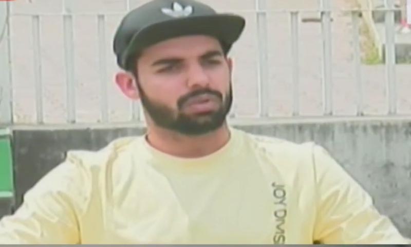 کرکٹر شاداب خان نے ورلڈ کپ میں شرکت کا اعلان کر دیا