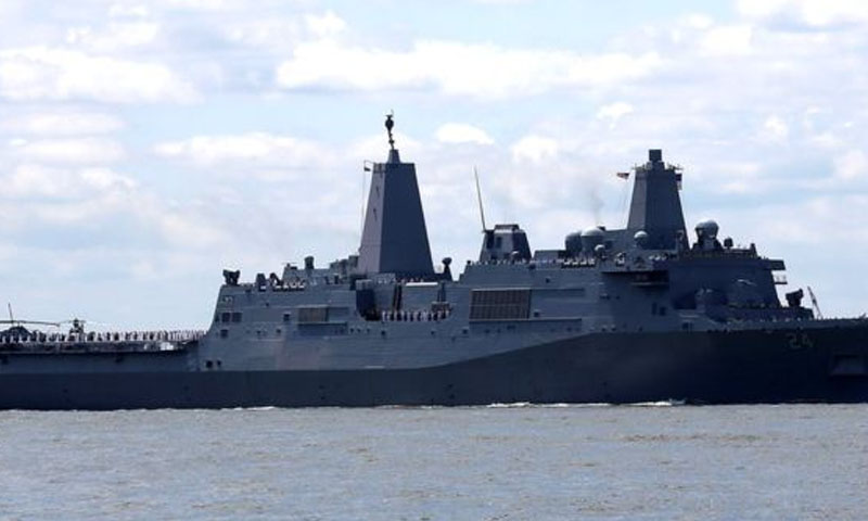 امریکہ ایران تناؤ بڑھ گیا : بحری بیڑے اور بمبار طیارے پہنچ گئے