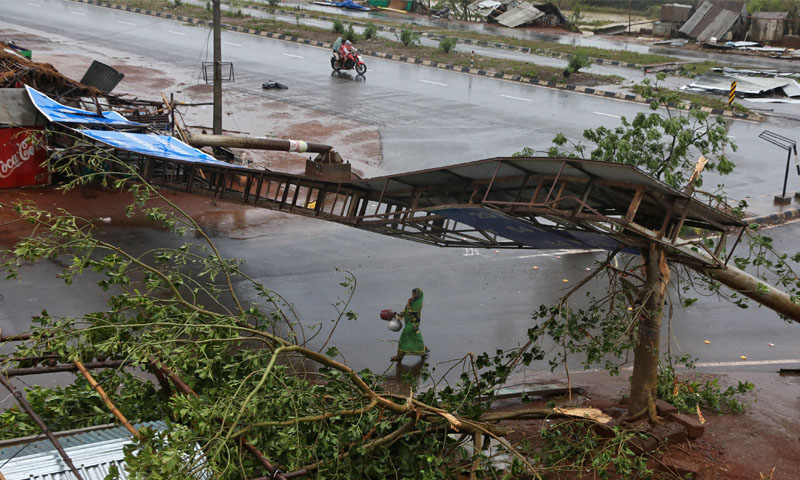 جنوبی ایشیا میں بارشوں نے تباہی مچا دی، 221 افراد جاں بحق