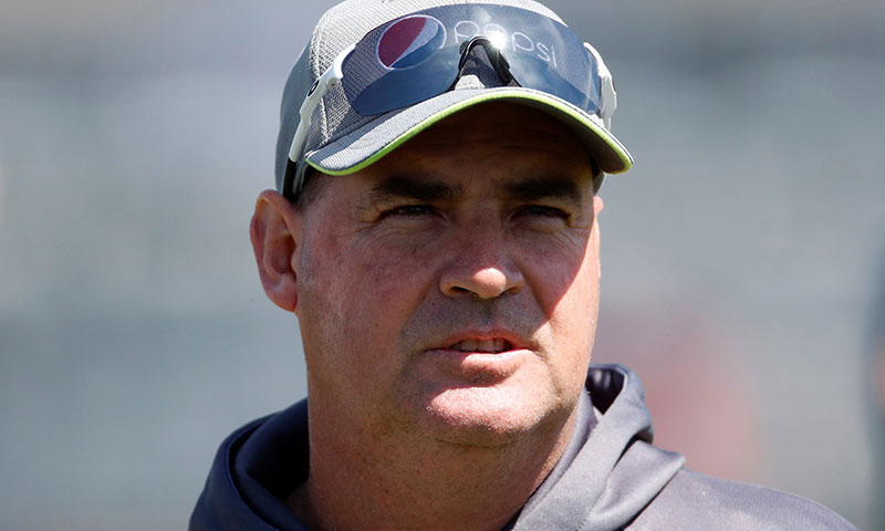 پاکستان کرکٹ بورڈ مکی آرتھر سے ناخوش