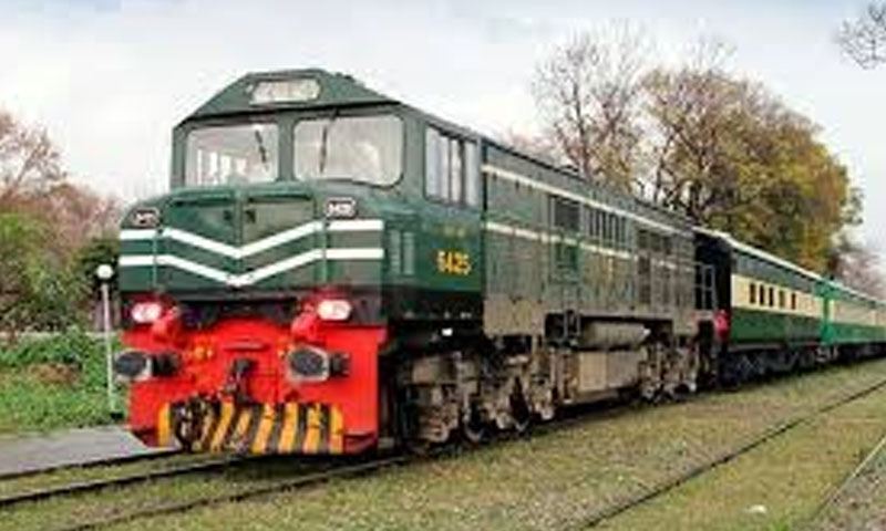 ملتان: تھل ایکسپریس کو حادثہ، پانچ مسافر زخمی