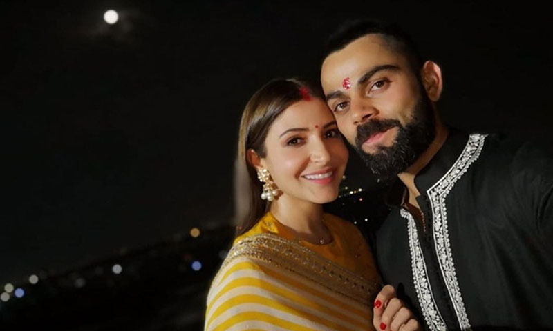 ویرات کوہلی کو گاڑیاں دھونا مہنگا پڑ گیا، جرمانہ عائد ہوگیا