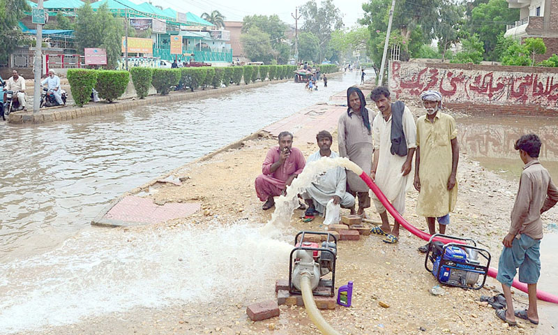 بارش متاثرین نے ایم کیو ایم کی پریس کانفرنس رکوا دی