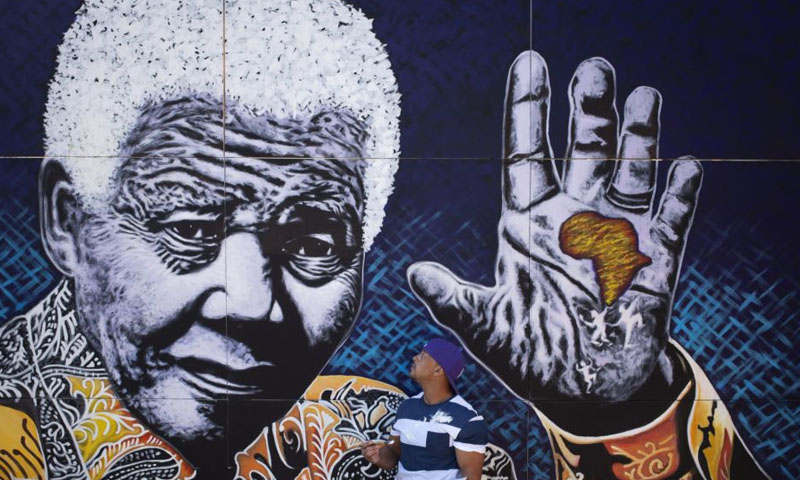 غربت کا خاتمہ کیسے؟اور سیاستدان و لیڈر کا فرق بتایا تھا،مینڈیلا نے۔۔۔!