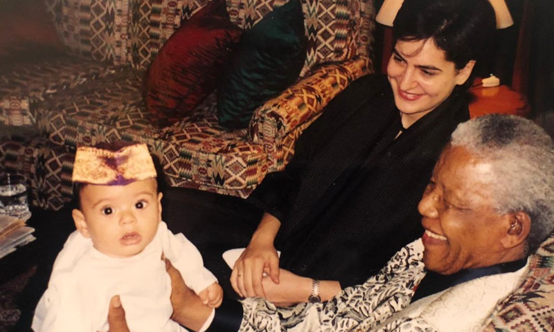 اندرا گاندھی کی پوتی پرینکا گاندھی کی شب گزری حراست میں۔۔۔