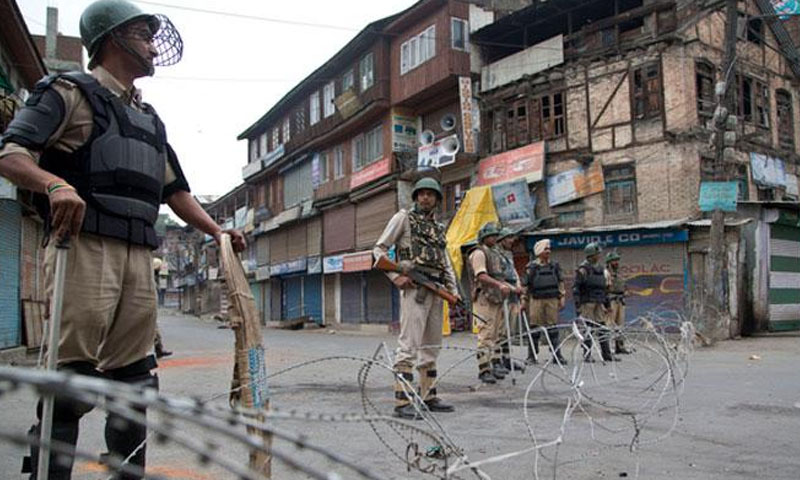 کشمیر میں کرفیو کا 25 واں دن: انسانی المیے نے جنم لے لیا دنیا میں آج یوم شہدا کشمیر منایا جا رہا ہے