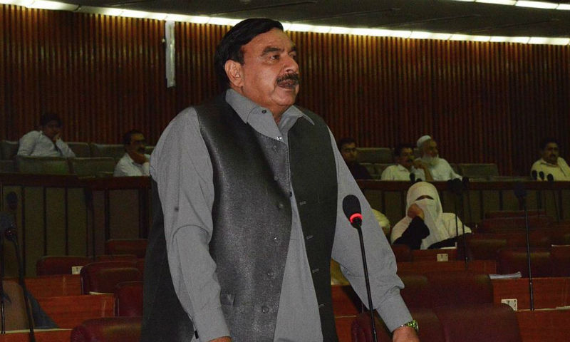 ‘تین سے چھ ماہ کے اندر جنگ دیکھ رہا ہوں ’