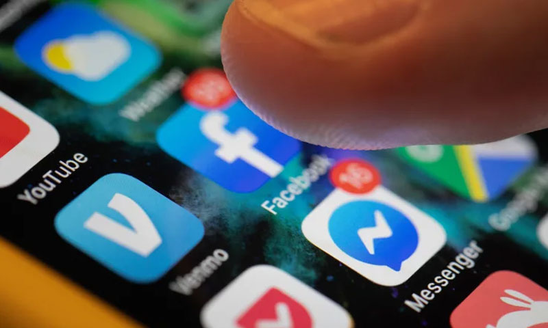 مخصوص ویب سائٹس پر جانے سے آئی فون ہیک